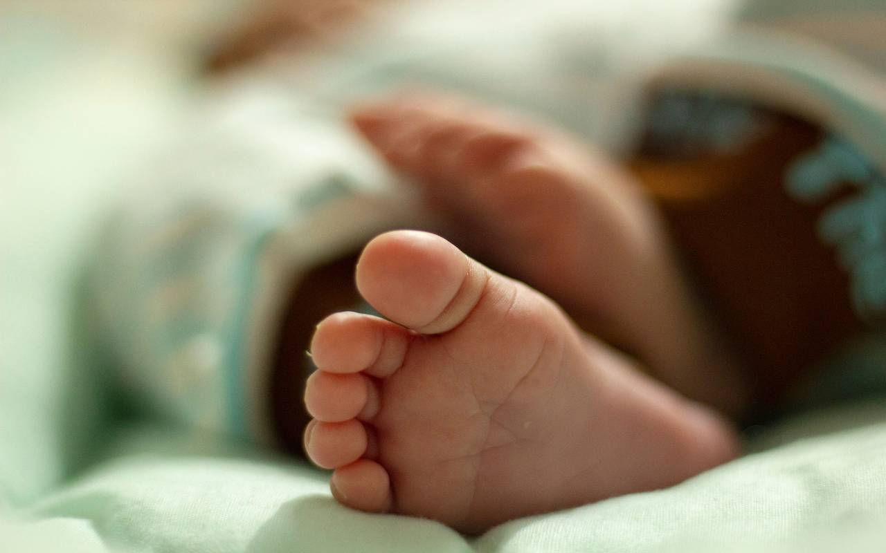 Esposizione non autorizzata dei minori - LeBisbetiche.com