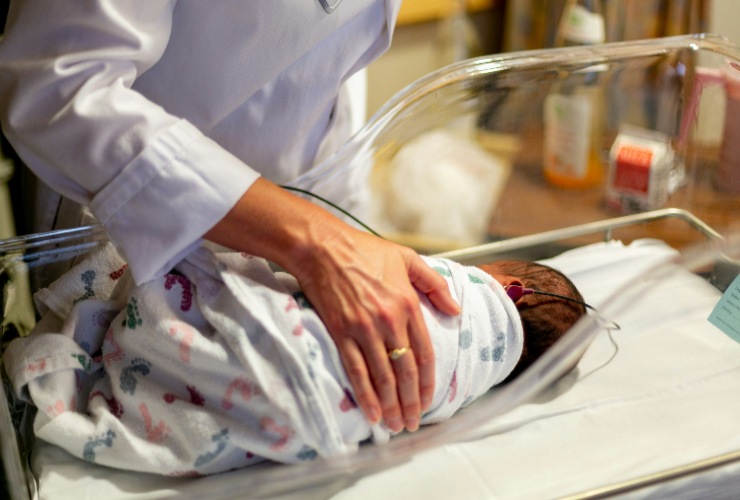 Neonato in ospedale - LeBisbetiche.com