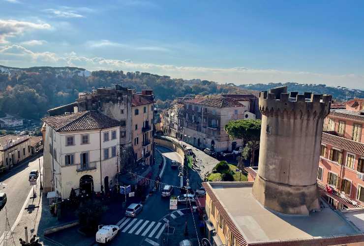 Piazza Matteotti, Marino - LeBisbetiche.com (Credits Wikimedia Commons)