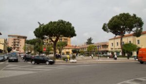 Piazza Roma, Aprilia - LeBisbetiche.com (Credits Wikimedia Commons)