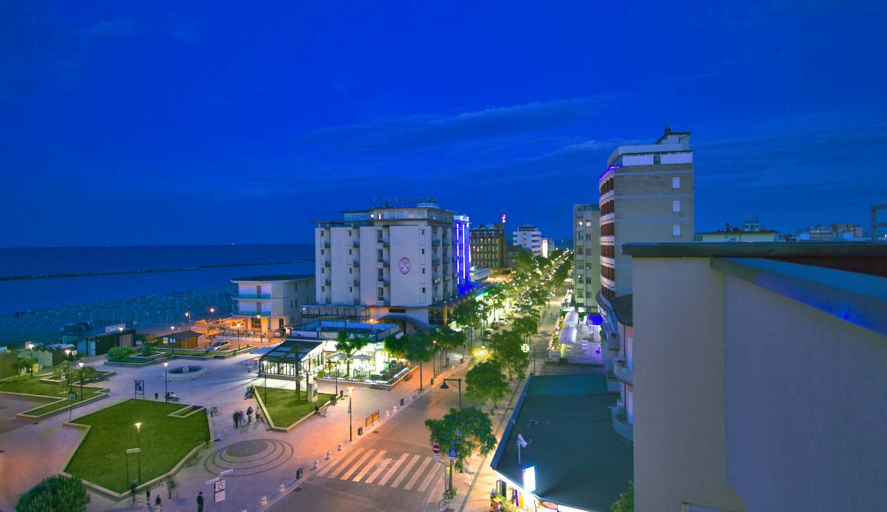 Vista su Gatteo Mare - LeBisbetiche.com (Credits Wikimedia Commons @Lumini Mattia)
