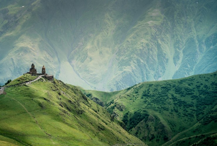 Montagne Caucaso in Georgia - LeBisbetiche.com