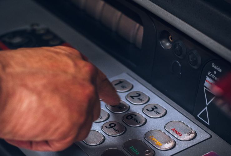 Sportello bancomat - LeBisbetiche.com 